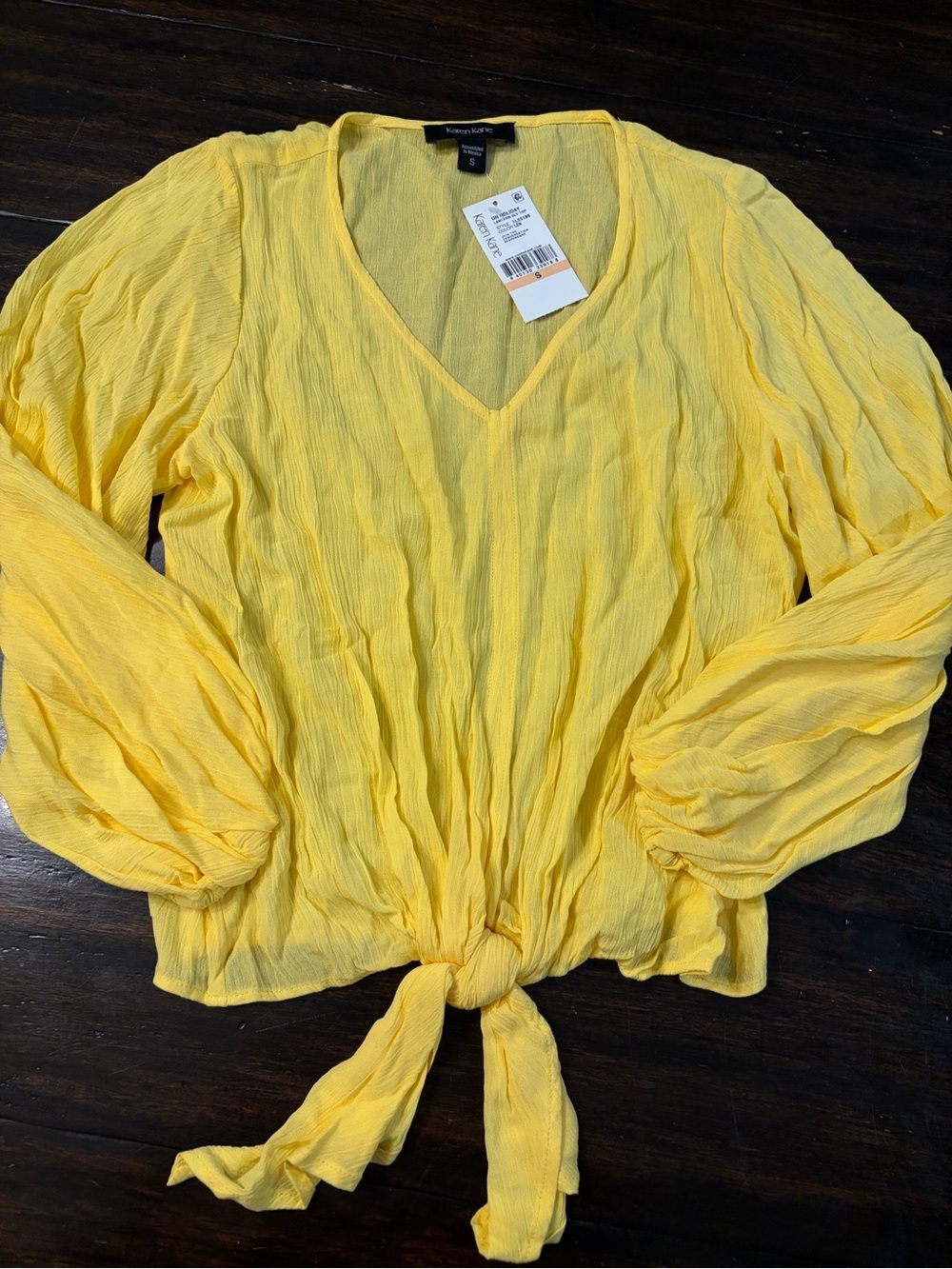 NWT ✨ Karen Kane Yellow V-Neck Tie-Front Blouse size small